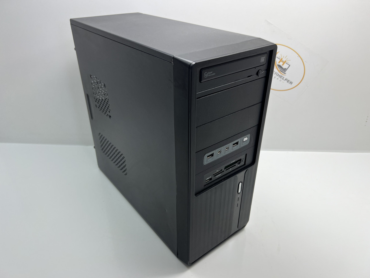 Desktop racunar (i7-870/16GB/128GB+500GB/AMD HD 5700 1GB)
