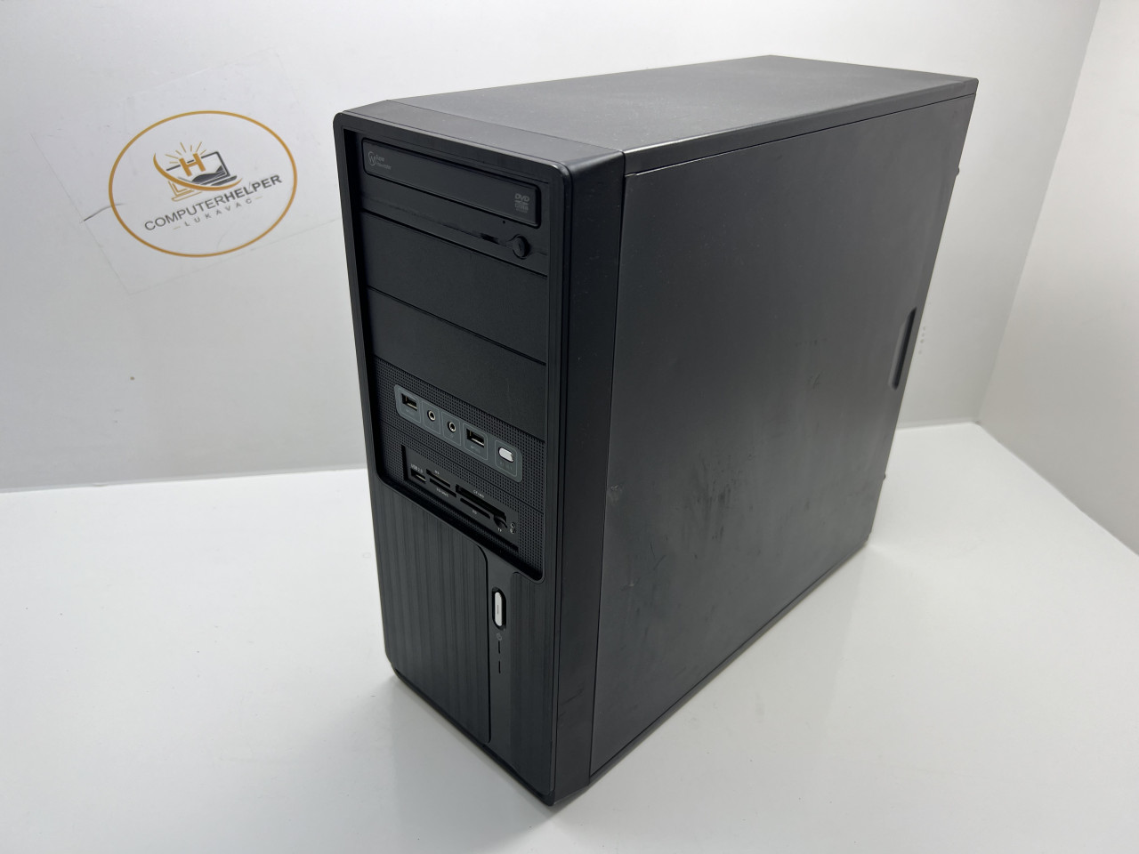 Desktop racunar (i7-870/16GB/128GB+500GB/AMD HD 5700 1GB)