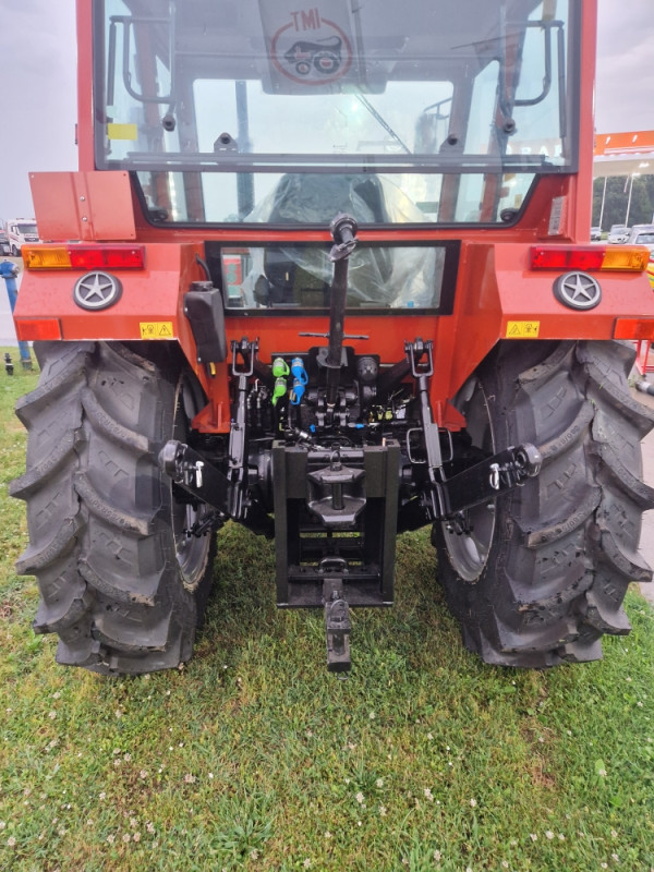 Traktor FIAT 8075