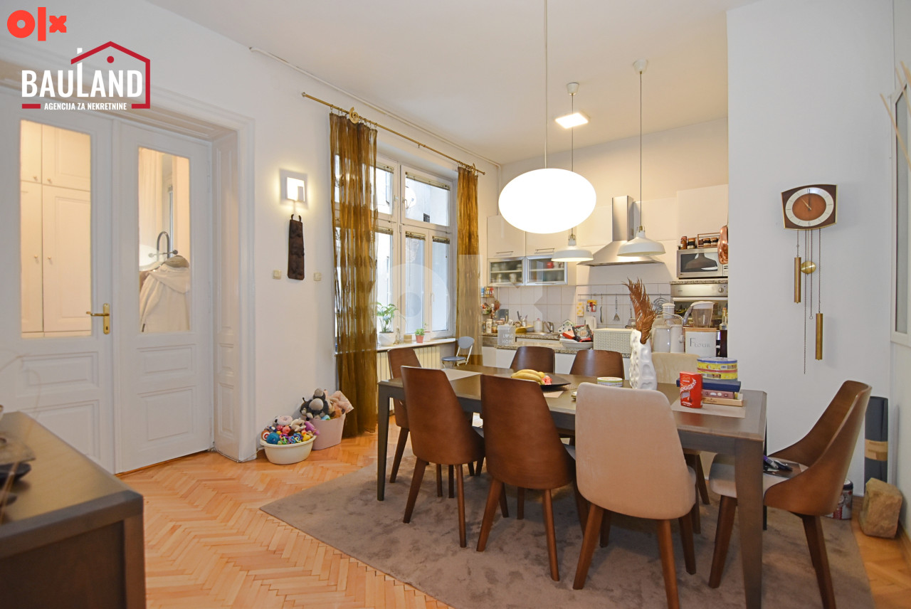 Komforan stan površine 110m2/preko puta ARIA centra, Centar 12