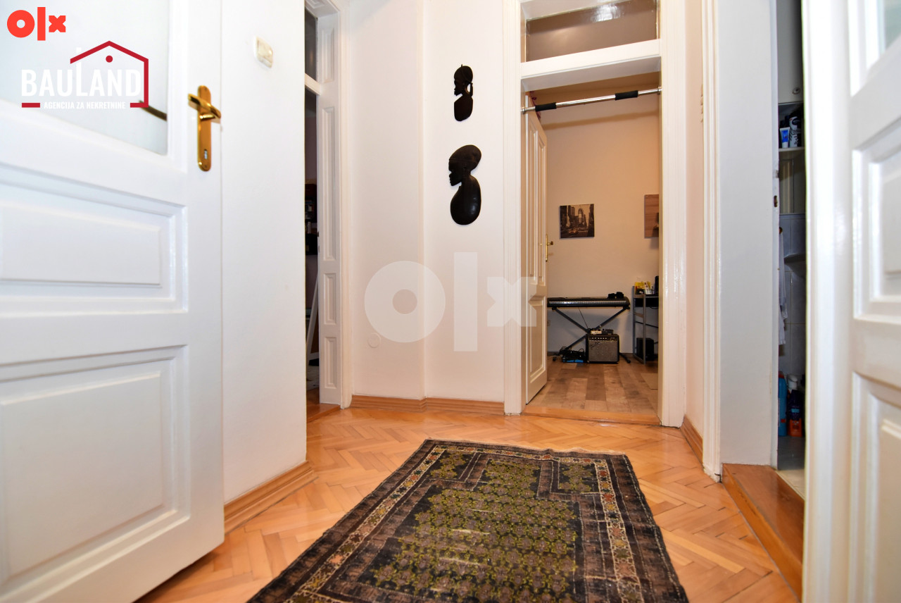 Komforan stan površine 110m2/preko puta ARIA centra, Centar 15