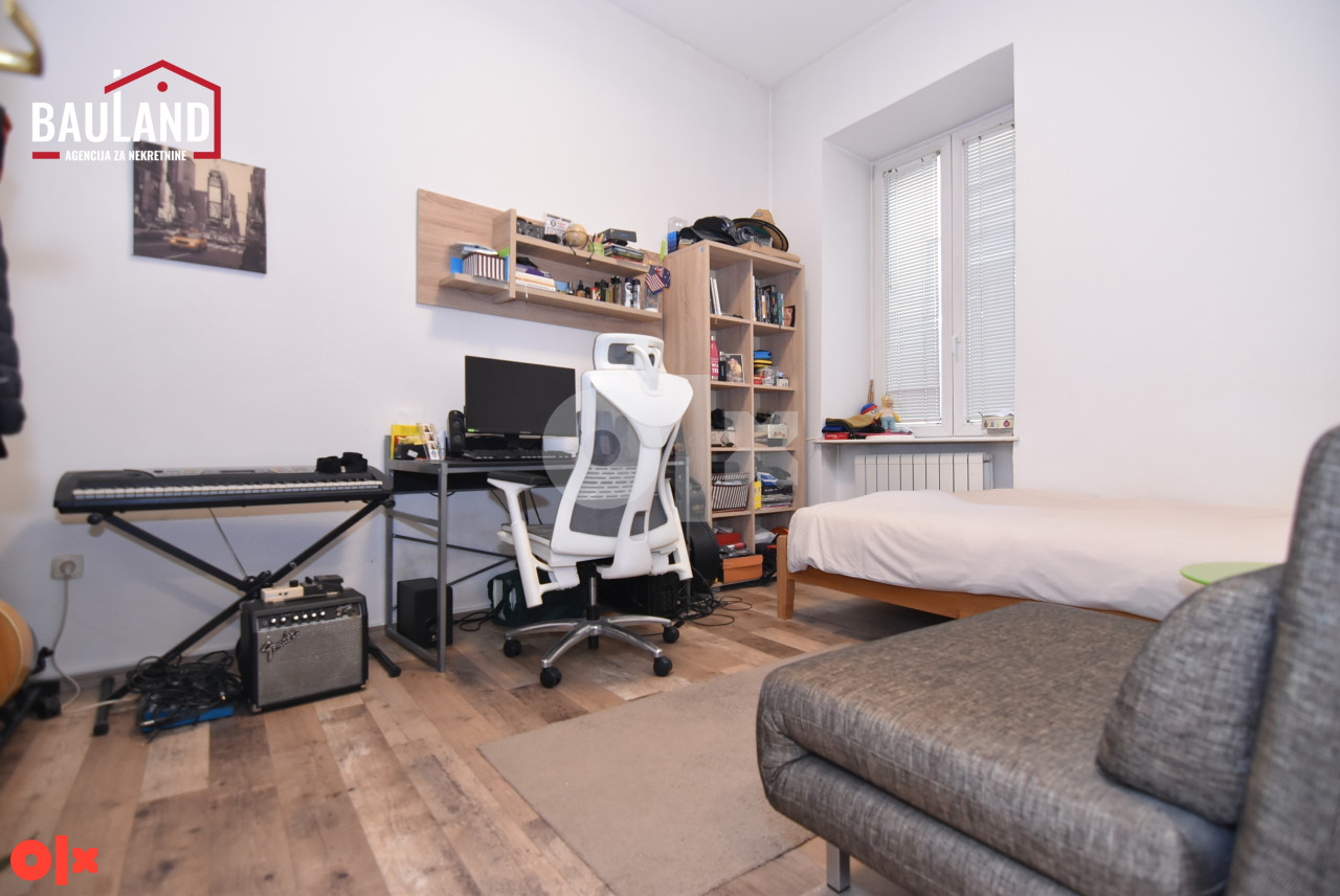 Komforan stan površine 110m2/preko puta ARIA centra, Centar 18