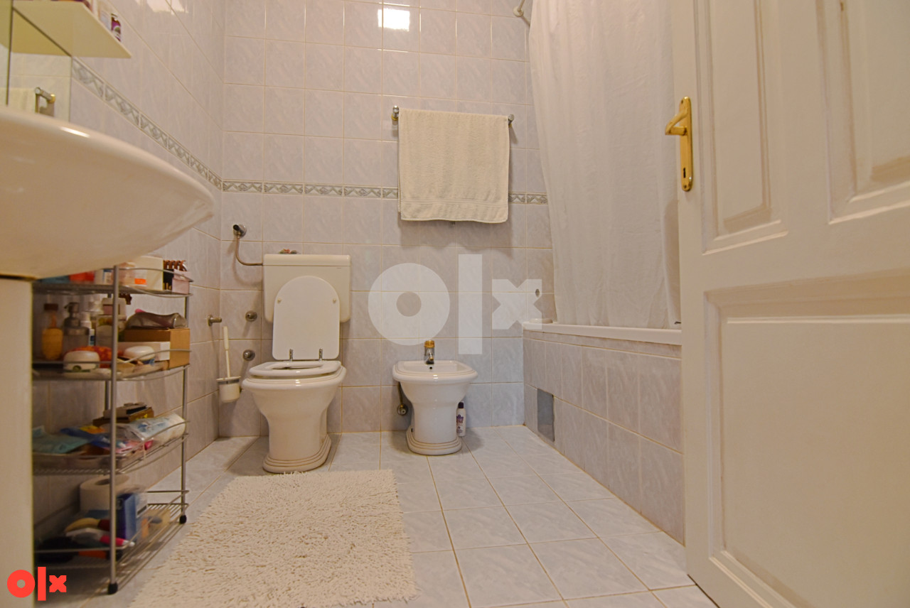 Komforan stan površine 110m2/preko puta ARIA centra, Centar 24