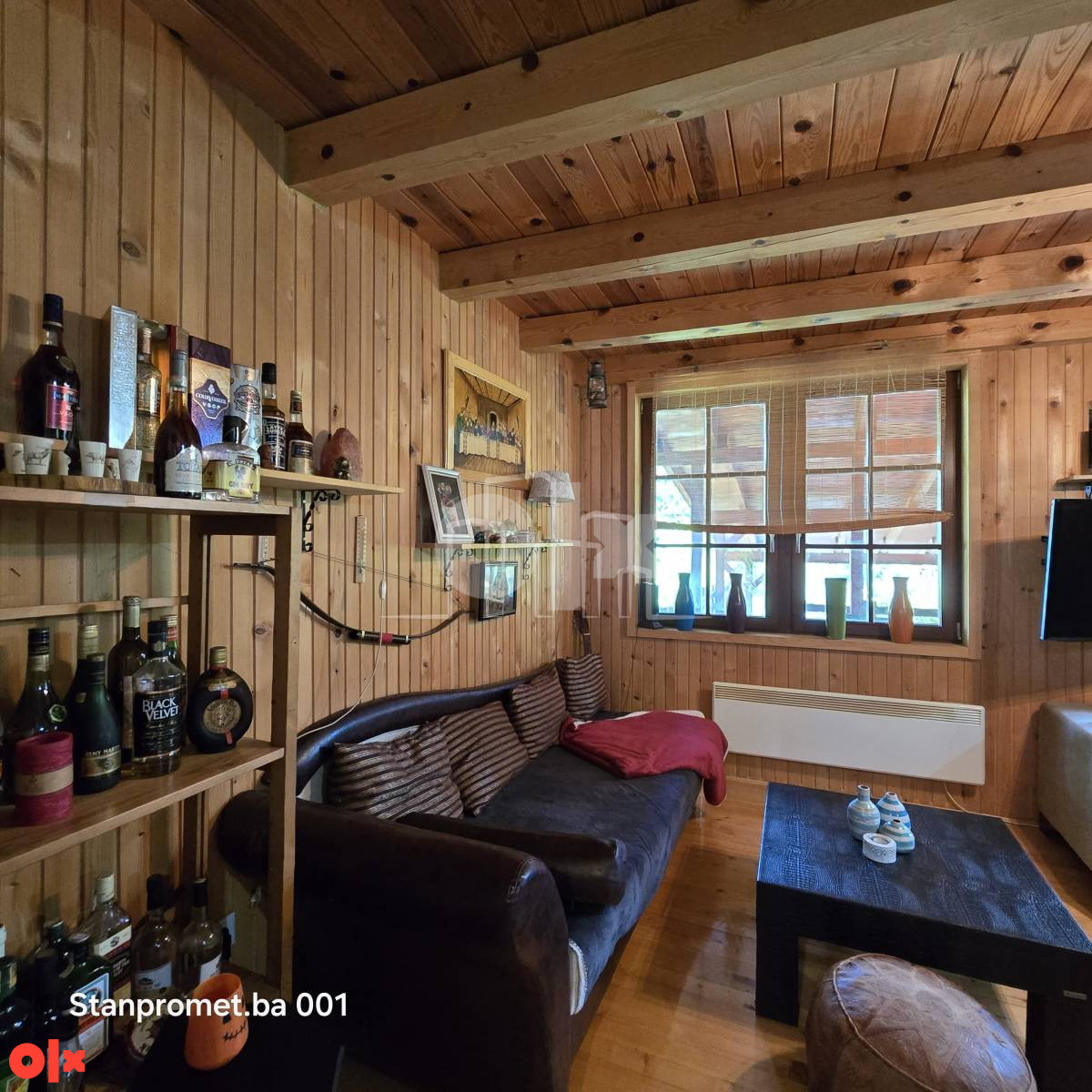 Vikend kuća uređeno zemljište 1000m2 Ilovice Trnovo 19