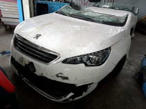 PEUGEOT 308 2014 1.6HDI | dijelovi limarije i mehanike