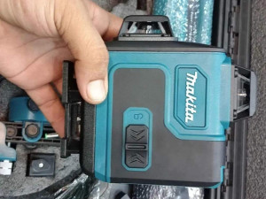 Makita laser za nivelaciju bez i sa visokim stalkom