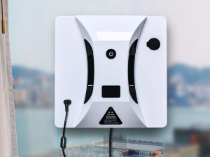 Robot za ciscenje prozora stakla