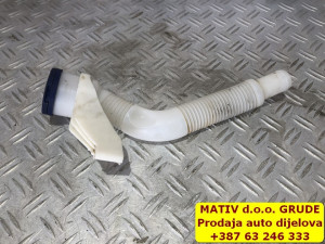 Crijevo posude vode za brisače Peugeot 2008 II  2020