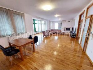 Četverosoban komforan stan, Grbavica, Novo Sarajevo