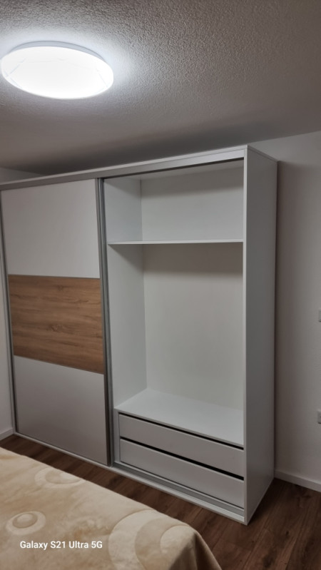 AMERICKI PLAKAR ORMARI PO MJERI ZENICA