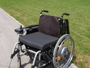Elektricna invalidska kolica   Alber E-fix