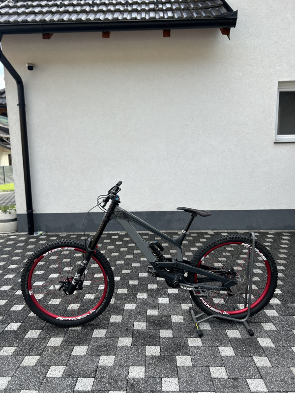 Biciklo Yt Tues Olx YT Industries Tues Al- Downhill Bicikli