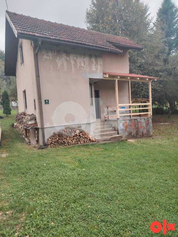 Kuća Bare 19, Hadžići 100m2, okućnica 1800 m2 3