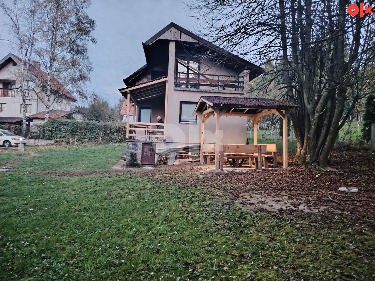 Kuća Bare 19, Hadžići 100m2, okućnica 1800 m2 2