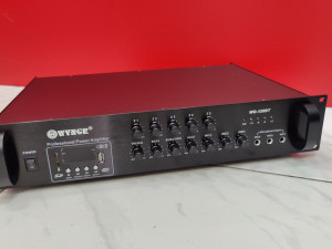 Pojačalo sa USB, Bluetooth i radio FM Izlaz: 180W RMS