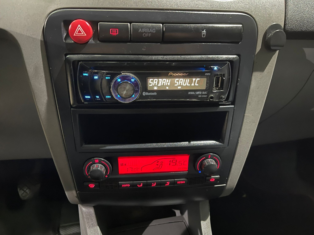 SEAT CORDOBA 1,4 MPI , 2003 GODINA, KLIMA