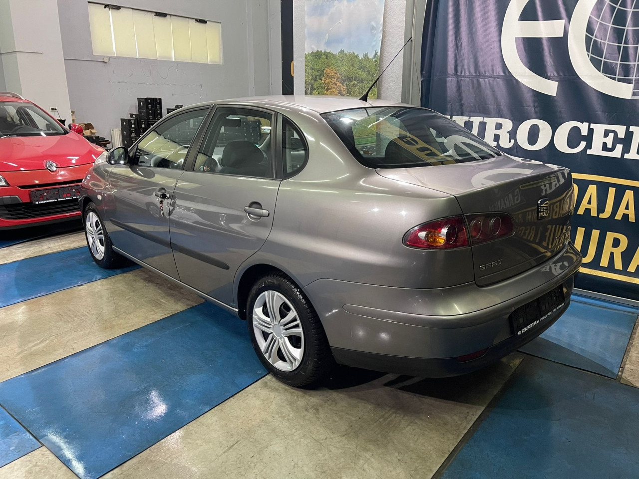SEAT CORDOBA 1,4 MPI , 2003 GODINA, KLIMA