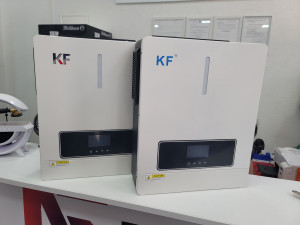 HYBRID SOLAR ON/GRID INVERTER 5kW