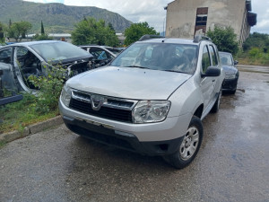 DACIA DUSTER 1.5dci 2013 | dijelovi limarije i mehanike