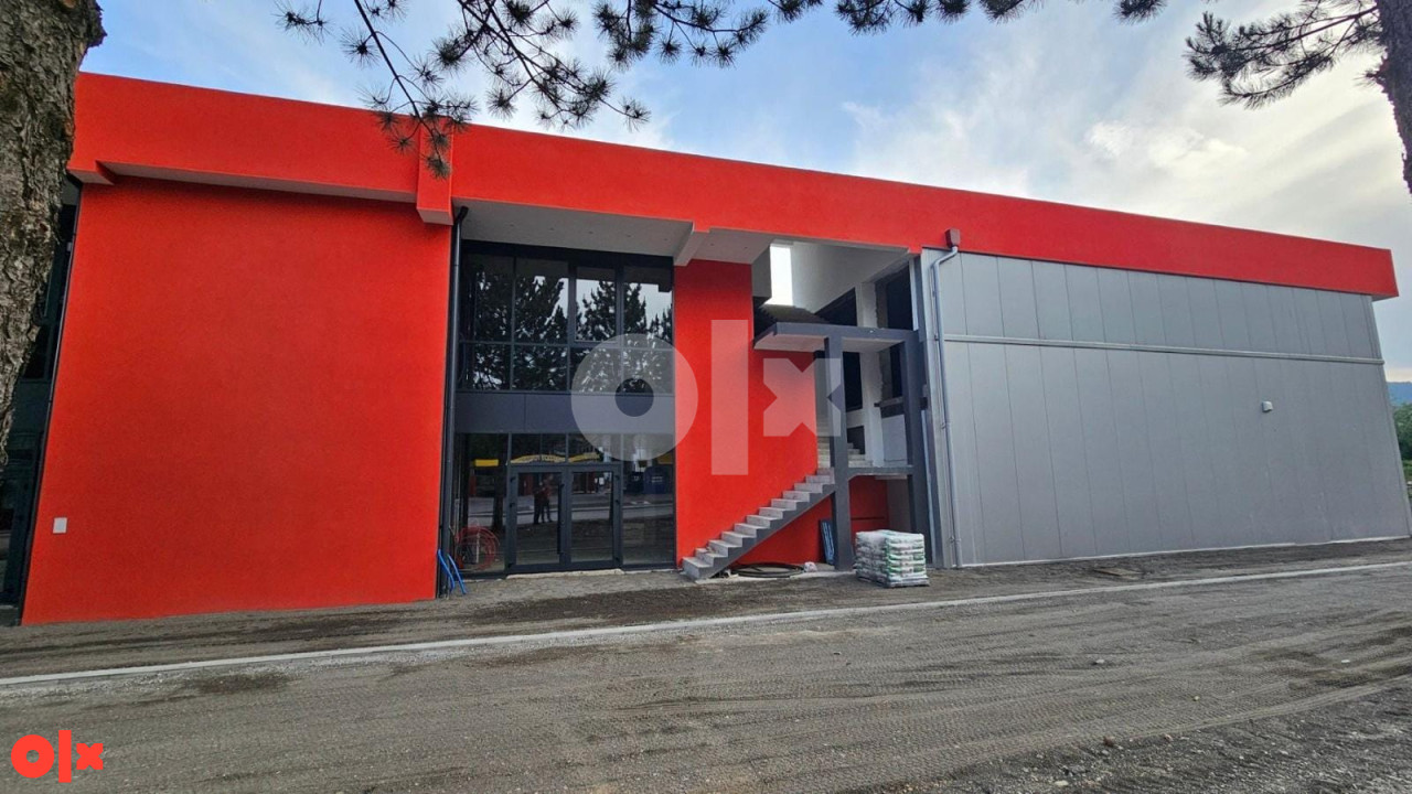 IZNAJMLJUJE SE POSLOVNI PROSTOR 500 m2 - ŽEPČE 3