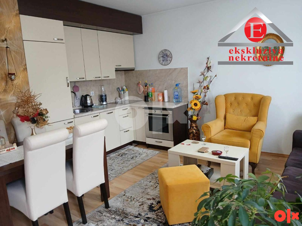 - CENTAR -Namješten stan površine 45 m2 ID 3839/DŠ 2