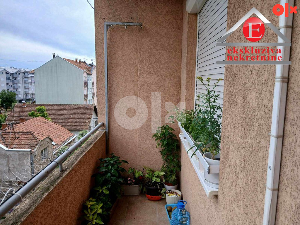 - CENTAR -Namješten stan površine 45 m2 ID 3839/DŠ 8