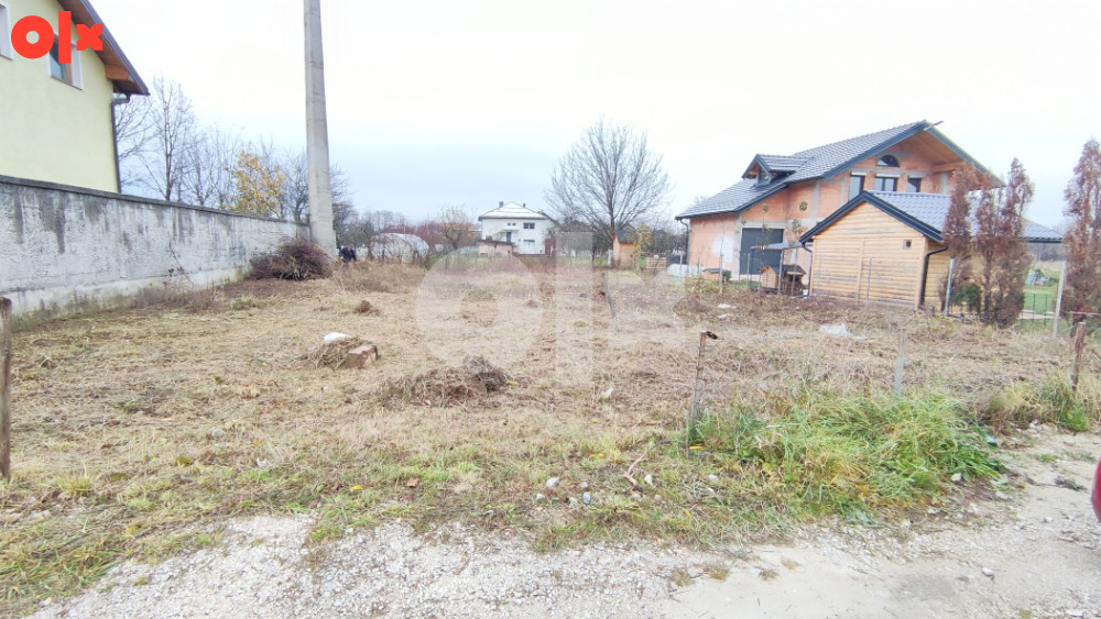 Ilidza ,zemljisna parcela od 615 m2 na prodaju! 2
