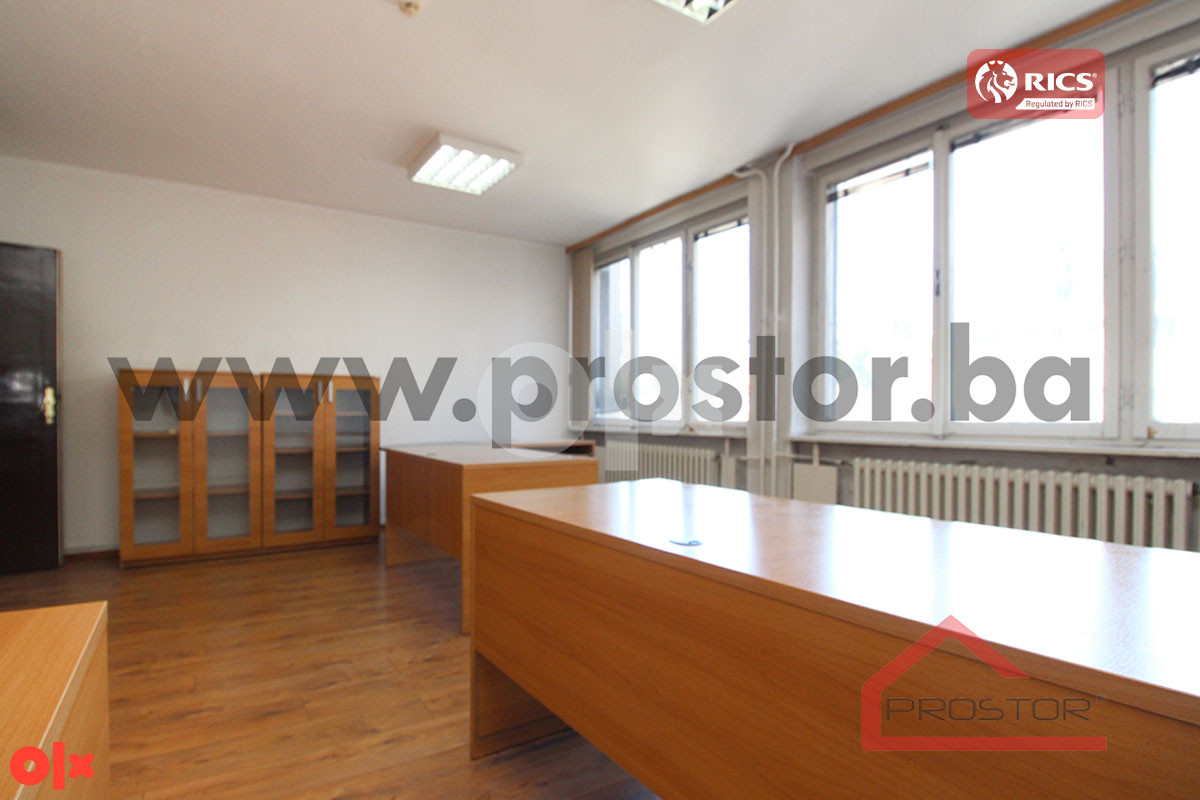PROSTOR izdaje: Poslovni prostor, 200m2, ul. Ferhadija 2