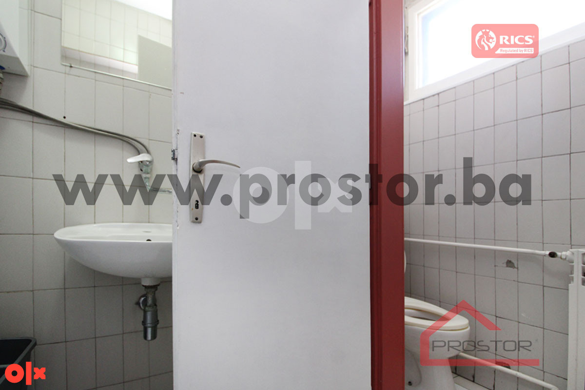 PROSTOR izdaje: Poslovni prostor, 200m2, ul. Ferhadija 13