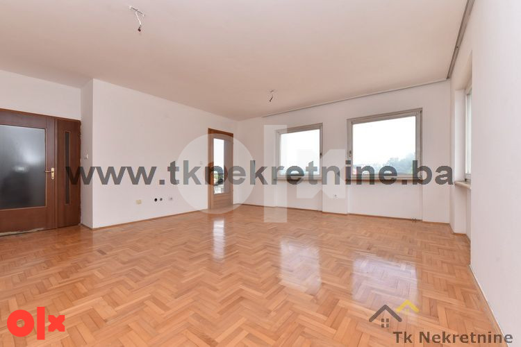 PURAČIĆ - CENTAR! Četverosoban stan površine 123 m2 2