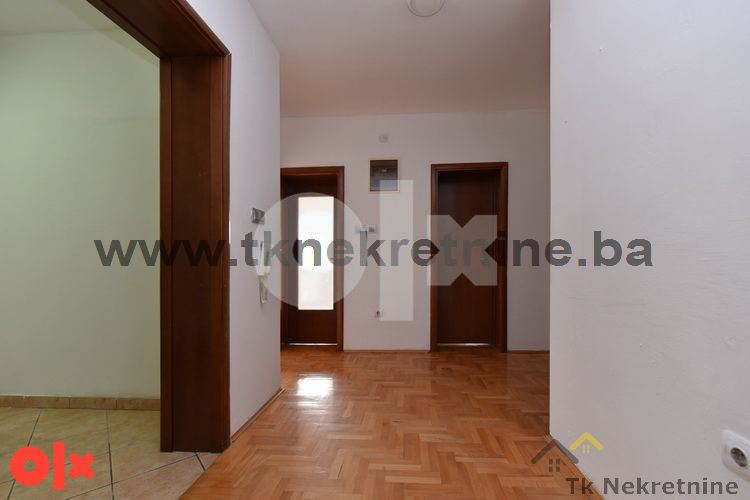 PURAČIĆ - CENTAR! Četverosoban stan površine 123 m2 14
