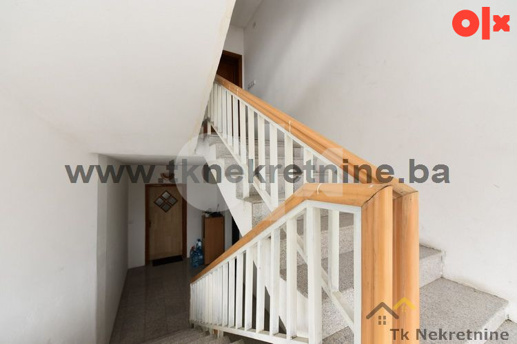 PURAČIĆ - CENTAR! Četverosoban stan površine 123 m2 15