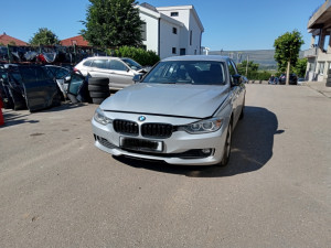 BMW F30 320d 2.0 DIZEL | dijelovi limarije i mehanike