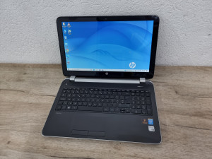 HP 15.6" i7-4500U / 8GB / 256GB SSD / 2 grafike / NVIDIA 740M 2GB