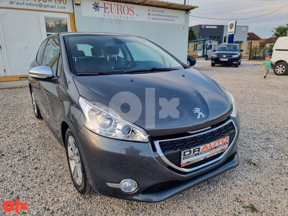 Peugeot 208 1.6hdi 84kw 2012gp *ALLURE*MEDIA*ALU*LED