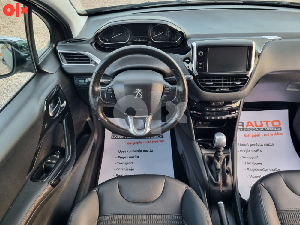 Peugeot 208 1.6hdi 84kw 2012gp *ALLURE*MEDIA*ALU*LED