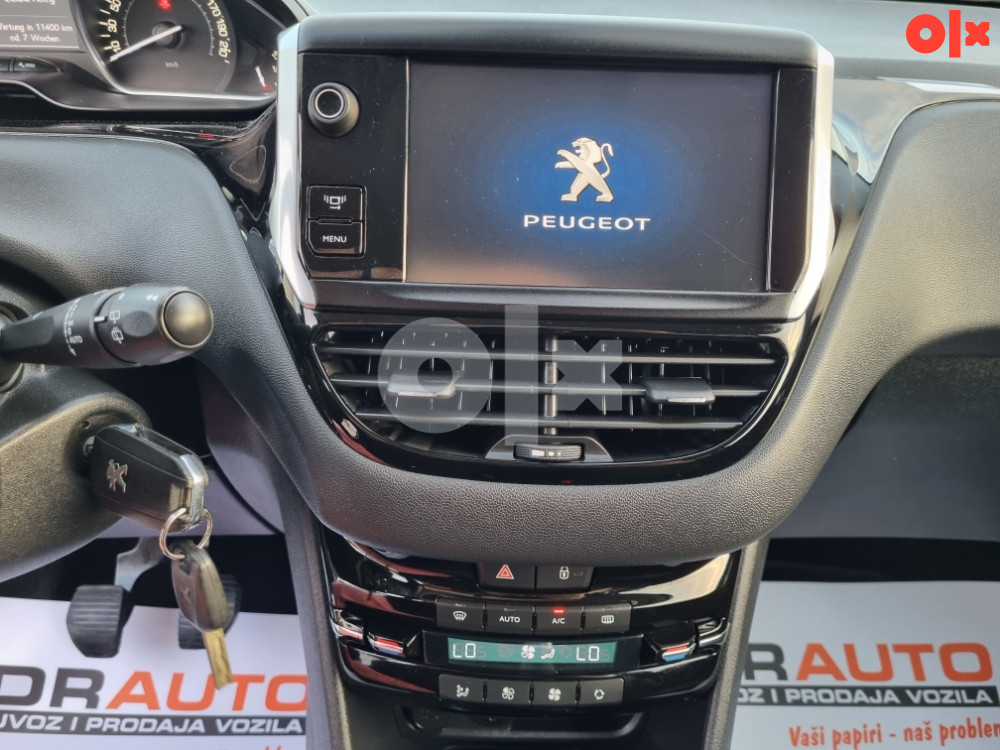 Peugeot 208 1.6hdi 84kw 2012gp *ALLURE*MEDIA*ALU*LED