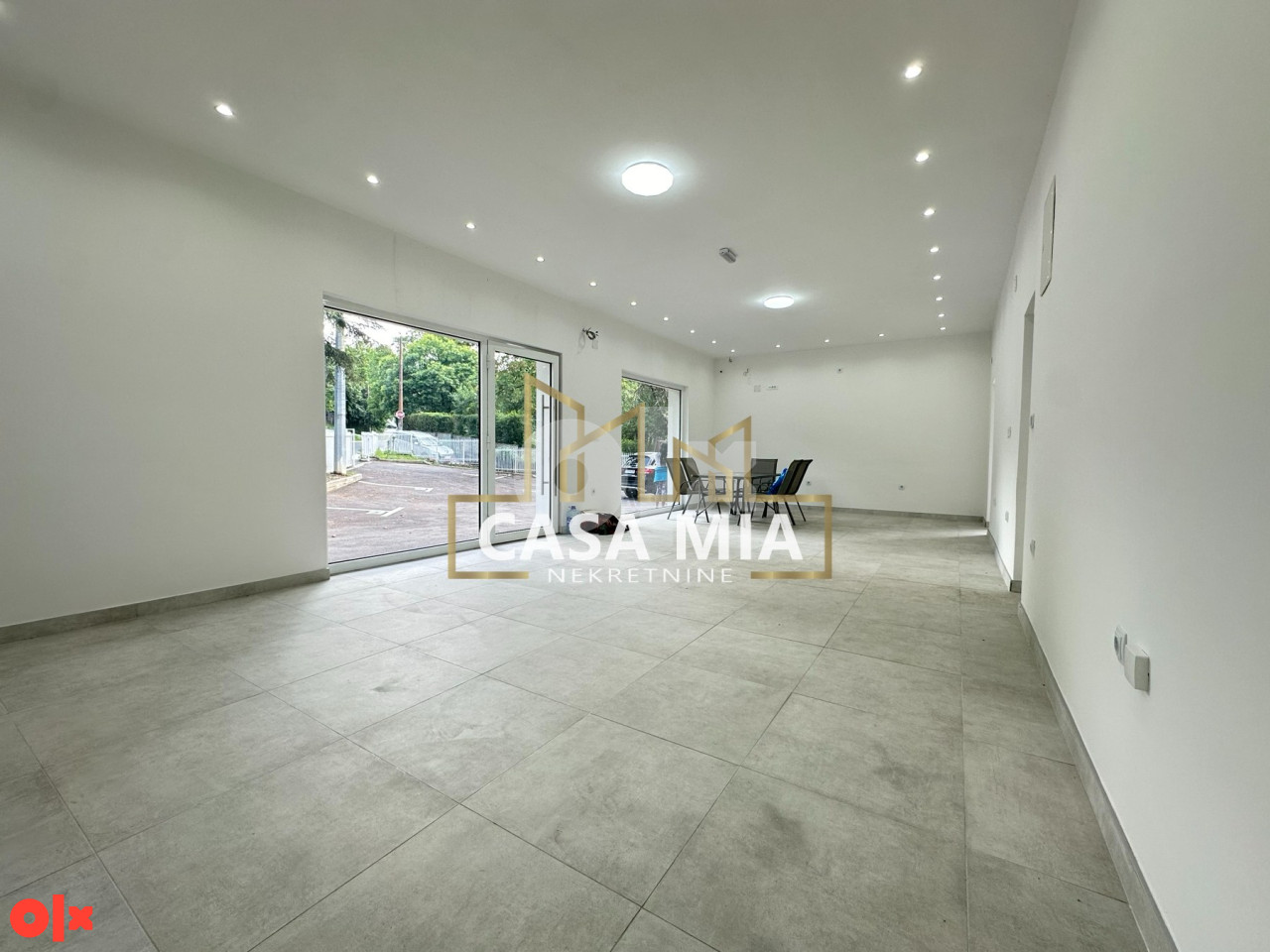 CASA MIA / Poslovni prostor/ 80m2 / Otoka / Novi Grad 8