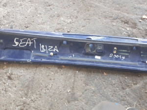 rucica brisaca seat ibiza 2000