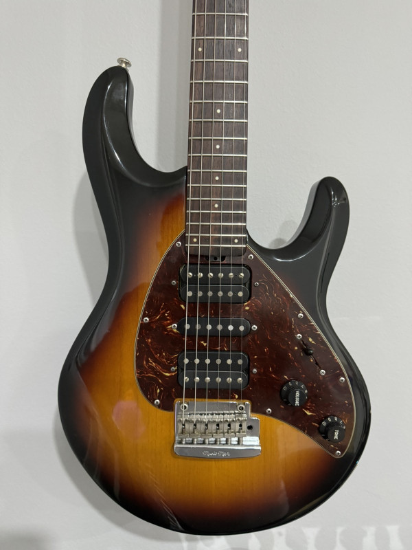 Music Man Silhouette HSH Tremolo