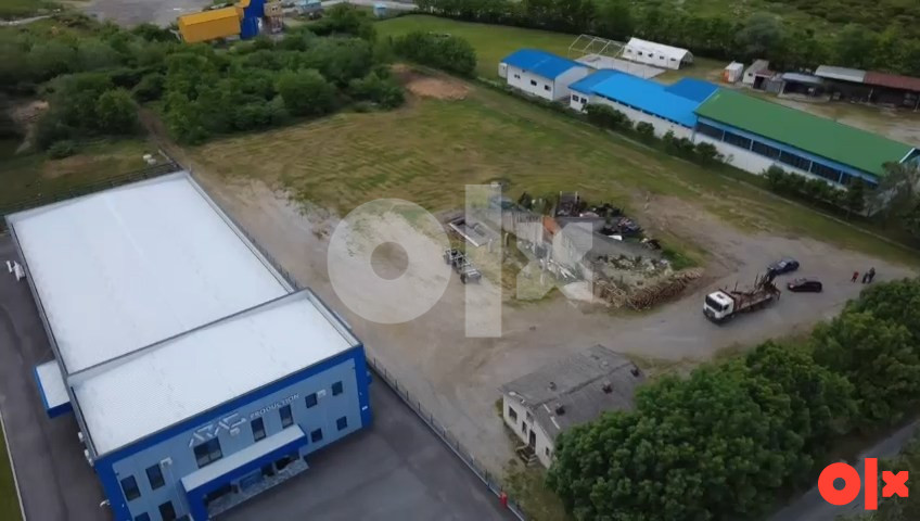 GRAĐ. ZEMLJIŠTE POVOLJNO U INDUSTRIJSKOJ ZONI  Bihać 6380 m2