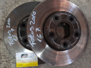 Prednji diskovi Ford Focus 2010