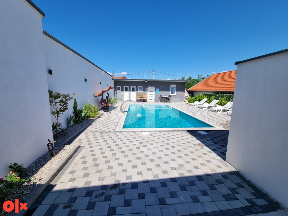 Apartman sa privatnim bazenom ( kuca , vikendica , villa , Blagaj 3