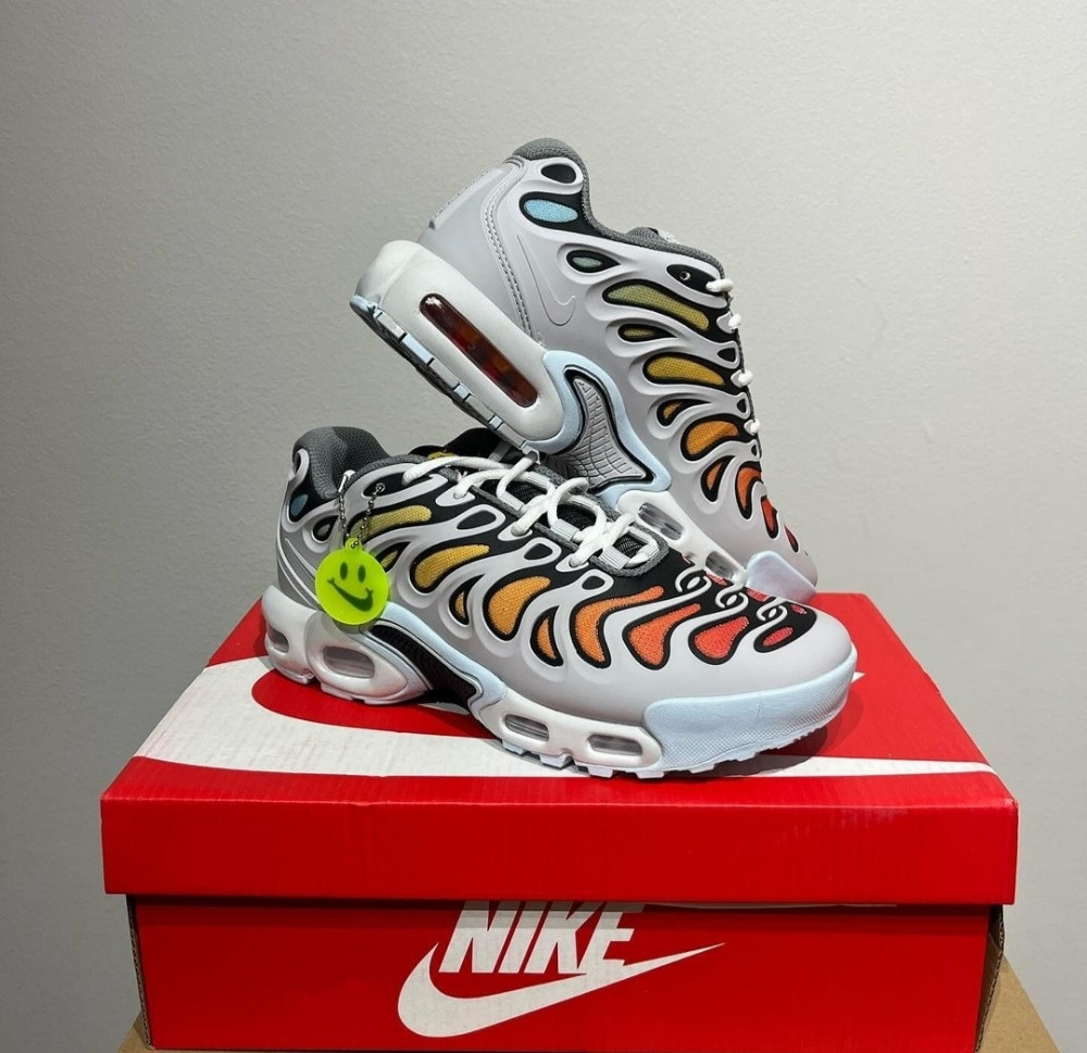 air max plus halloween 2020