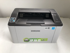 Laserski stampac Samsung Nov toner wifi stanje kao nov
