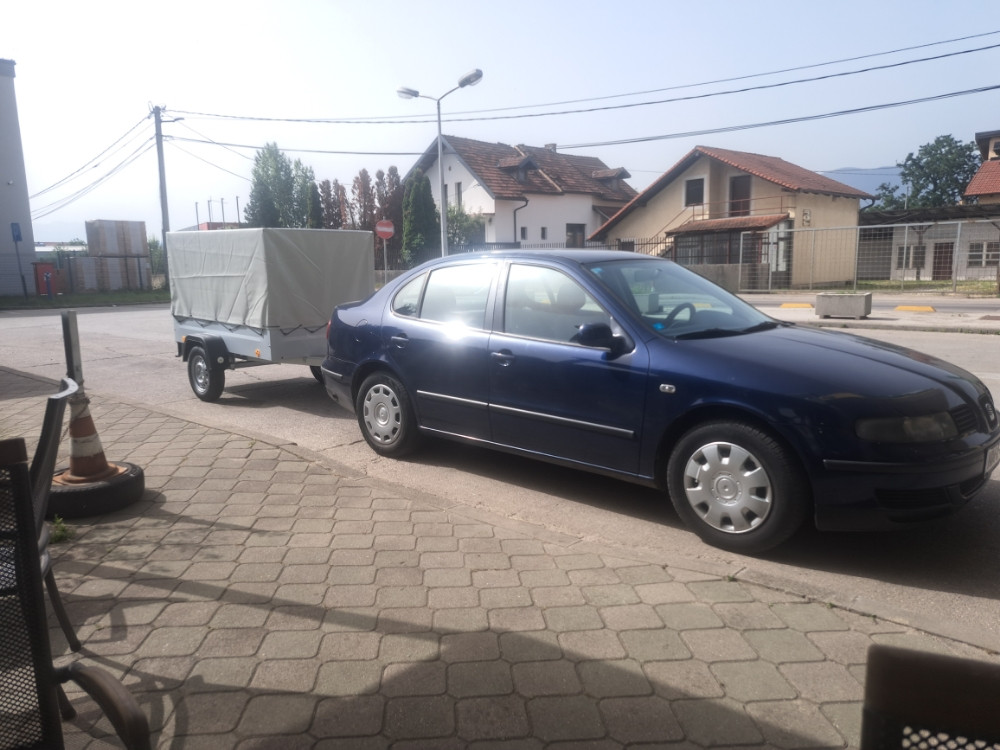 RENT RENTANJE IZDAVANJE AUTO PRIKOLICA RENT PREVOZ MOTOCIKLI ATV