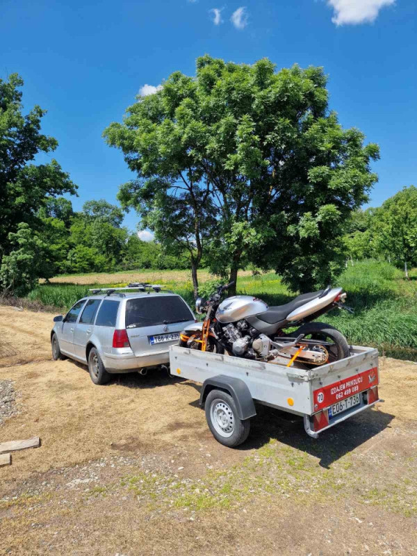 RENT RENTANJE IZDAVANJE AUTO PRIKOLICA RENT PREVOZ MOTOCIKLI ATV