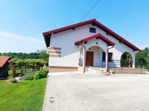 Imanje 42dN,kuća,voćnjaci,pašnjaci u Babanovcima-Prnjavor photo 4