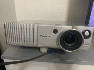 Projektor panasonic