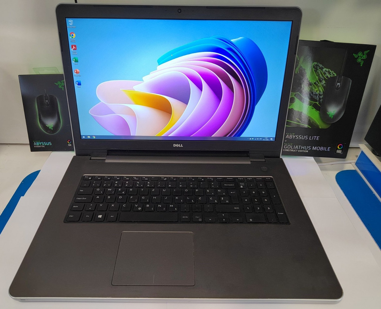 Dell Inspiron 17-5758 (I7-5500U,16GB,SSD 256GB) - Laptopi - OLX.ba